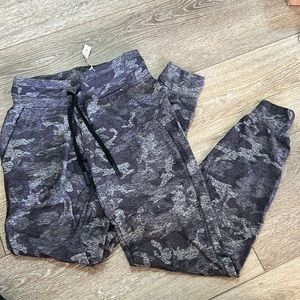 Size 2 Lululemon joggers